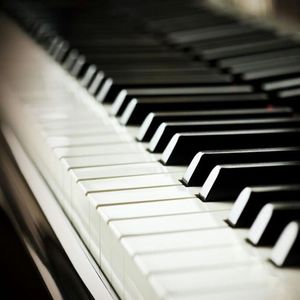 12岁童女免费观看完整版 战狼2同类型
